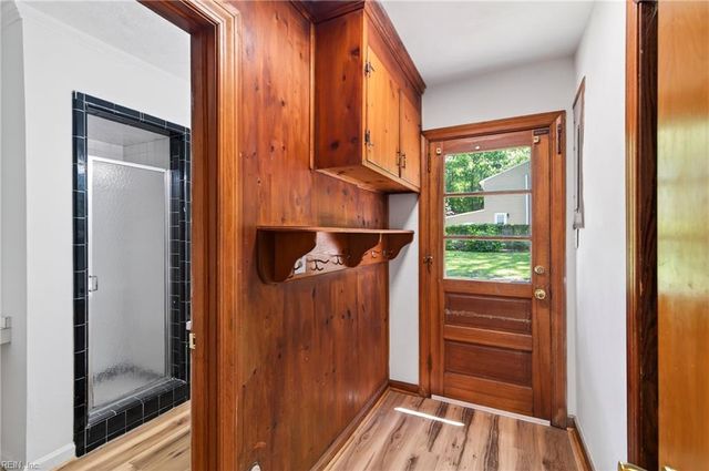 2 Larchmont CRES, Newport News, VA 23606