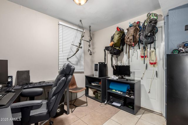 6717 E BOISE Street, Mesa, AZ 85205