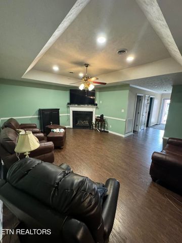 139 Creekwood Way, Seymour, TN 37865