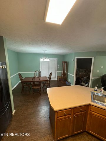 139 Creekwood Way, Seymour, TN 37865