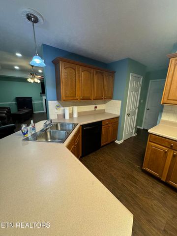 139 Creekwood Way, Seymour, TN 37865
