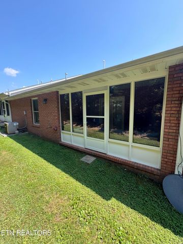 139 Creekwood Way, Seymour, TN 37865