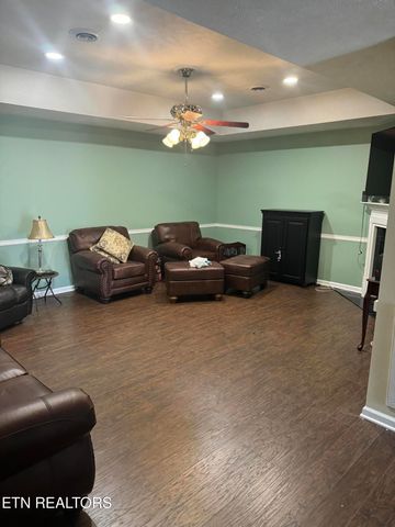 139 Creekwood Way, Seymour, TN 37865