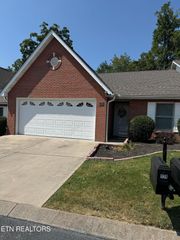 139 Creekwood Way, Seymour, TN 37865