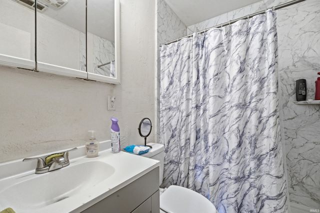 1301 Rochelle Drive, Lafayette, IN 47909
