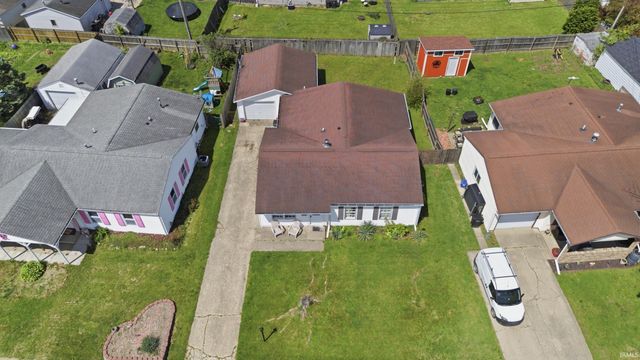 1301 Rochelle Drive, Lafayette, IN 47909