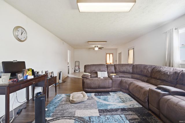 1301 Rochelle Drive, Lafayette, IN 47909