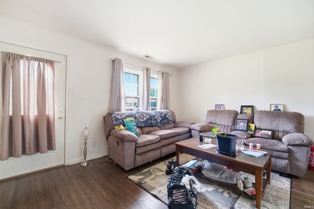 1301 Rochelle Drive, Lafayette, IN 47909