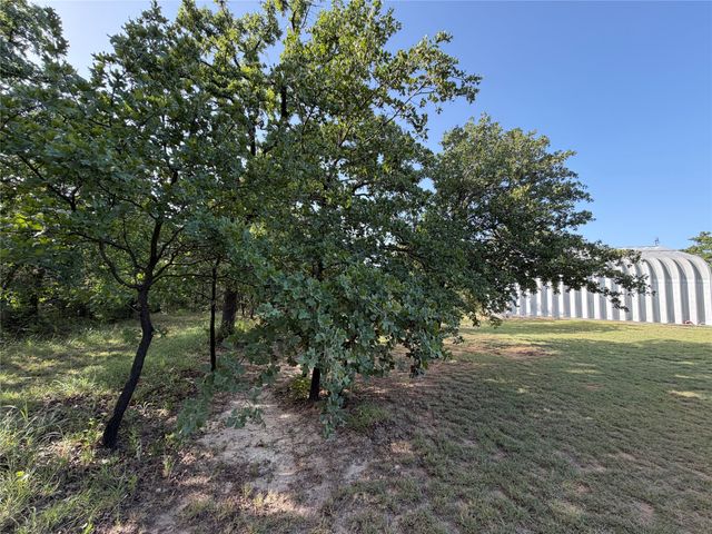 237 County Road 1643, Chico, TX 76431