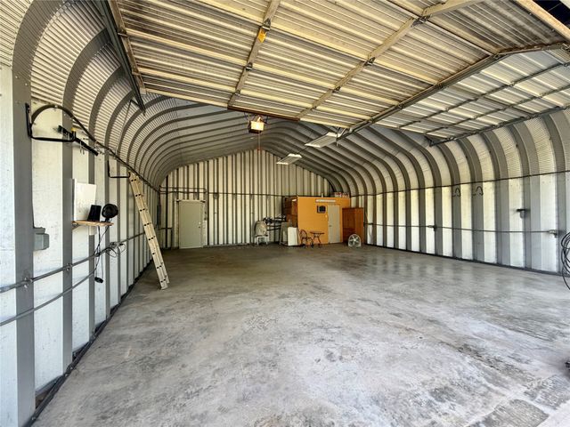 237 County Road 1643, Chico, TX 76431
