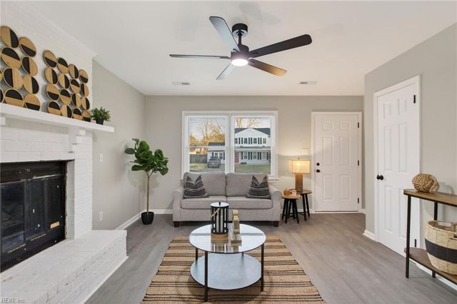 429 Aspen DR, Newport News, VA 23608