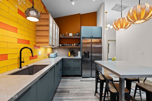 358 E Whitton Avenue, Phoenix, AZ 85012