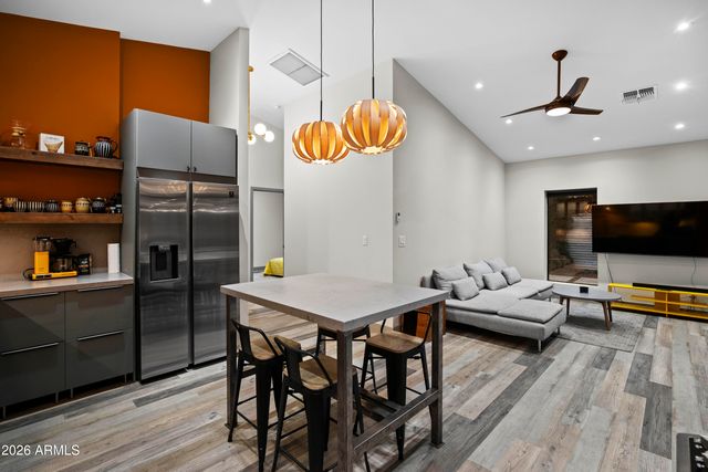 358 E Whitton Avenue, Phoenix, AZ 85012