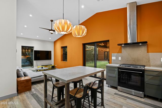 358 E Whitton Avenue, Phoenix, AZ 85012