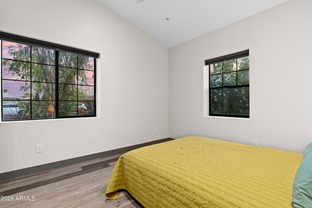 358 E Whitton Avenue, Phoenix, AZ 85012