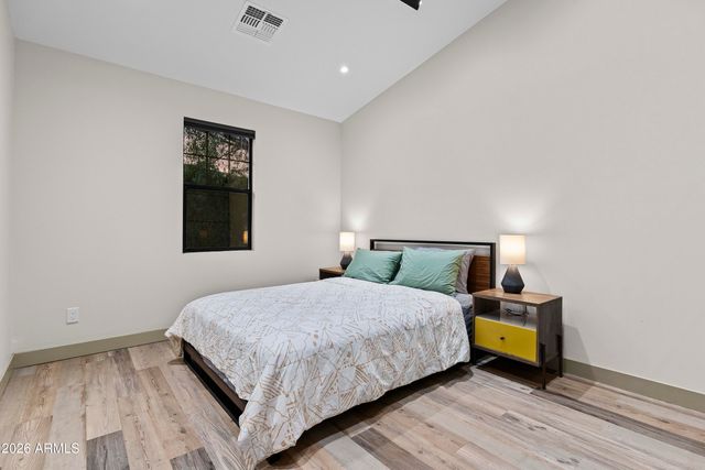 358 E Whitton Avenue, Phoenix, AZ 85012