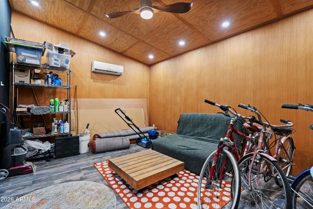 358 E Whitton Avenue, Phoenix, AZ 85012