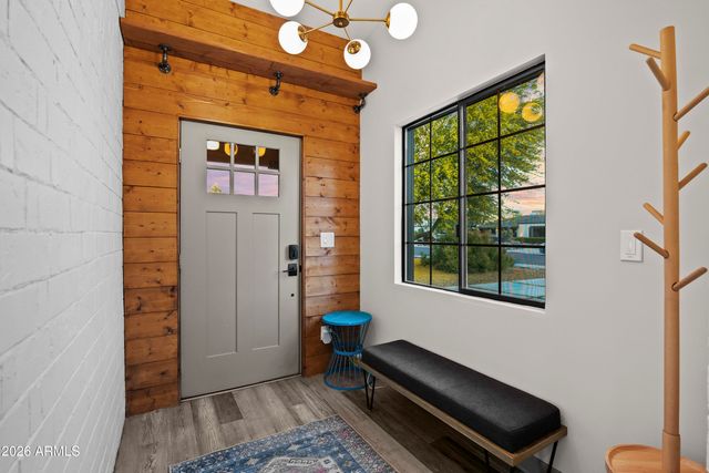 358 E Whitton Avenue, Phoenix, AZ 85012