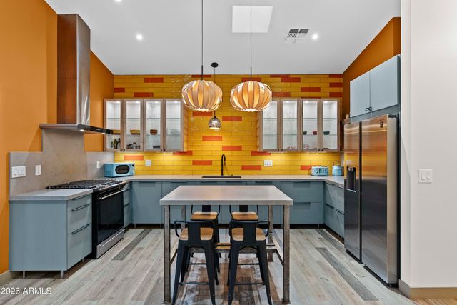 358 E Whitton Avenue, Phoenix, AZ 85012