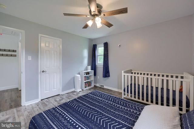 1074 HEARTHSTONE RD, Lancaster, PA 17603