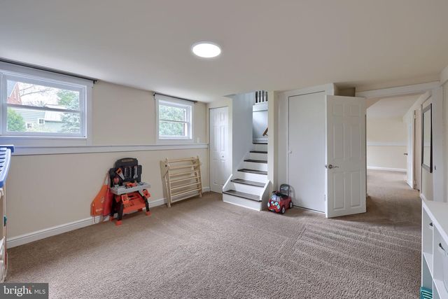 1074 HEARTHSTONE RD, Lancaster, PA 17603