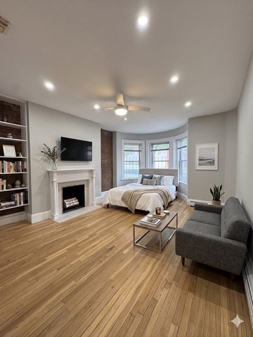 198 St Botolph St 2, Boston, MA 02115