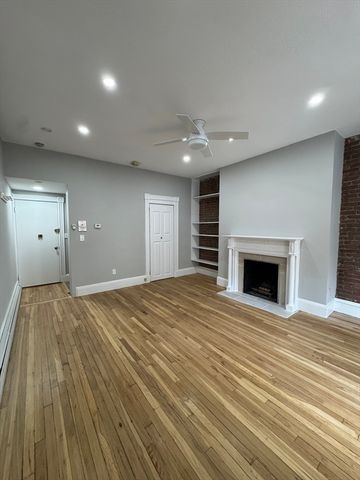 198 St Botolph St 2, Boston, MA 02115
