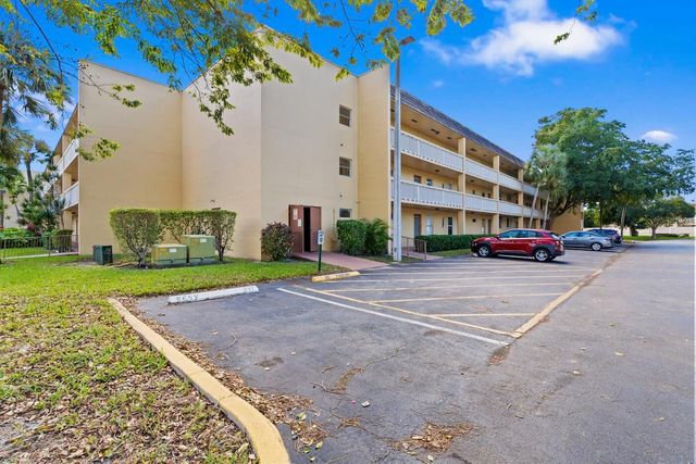 6020 NW 64th Avenue 208, Tamarac, FL 33319