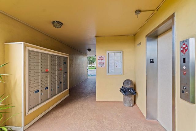 6020 NW 64th Avenue 208, Tamarac, FL 33319