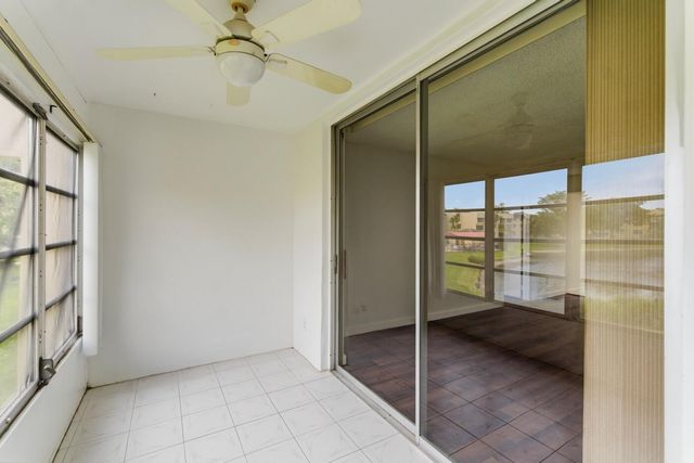 6020 NW 64th Avenue 208, Tamarac, FL 33319