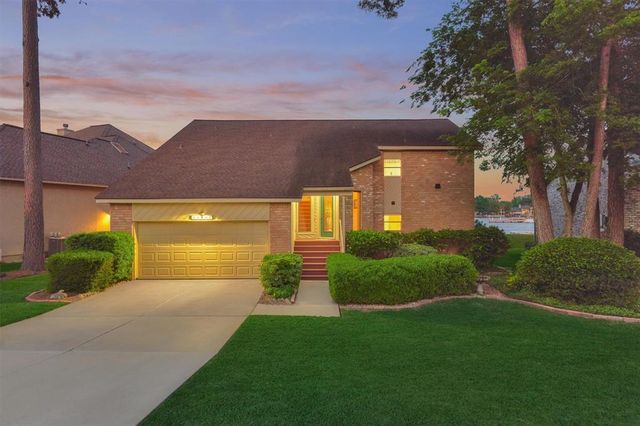 11831 Thoreau Drive, Montgomery, TX 77356
