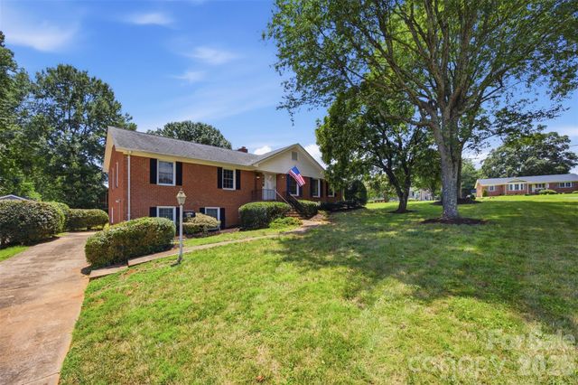 3101 Canterberry Drive, Gastonia, NC 28056