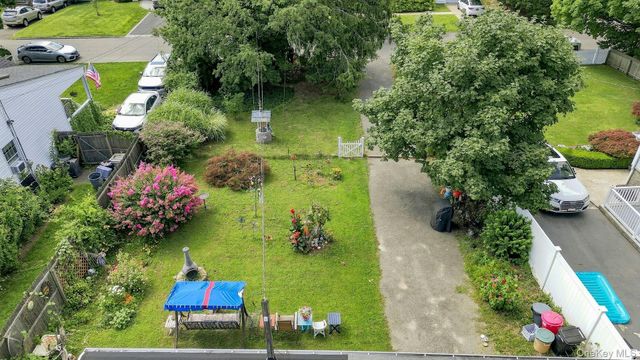 57 Sutton Court, West Islip, NY 11795