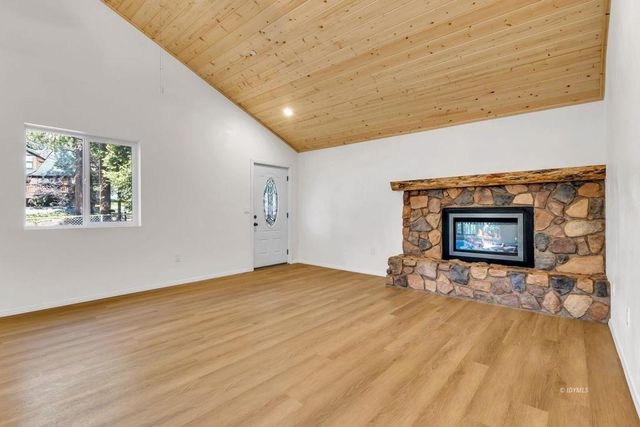 54425 Live Oak Street, Idyllwild, CA 92549