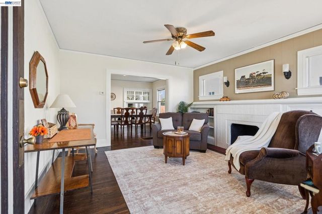 110 California Ave, San Leandro, CA 94577