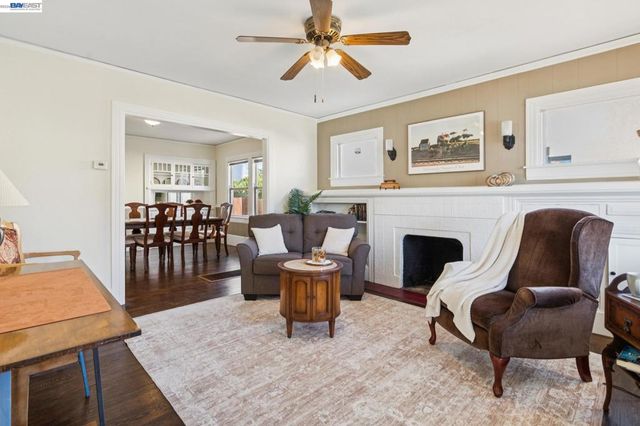 110 California Ave, San Leandro, CA 94577
