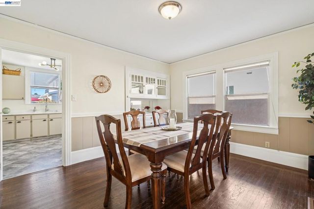 110 California Ave, San Leandro, CA 94577