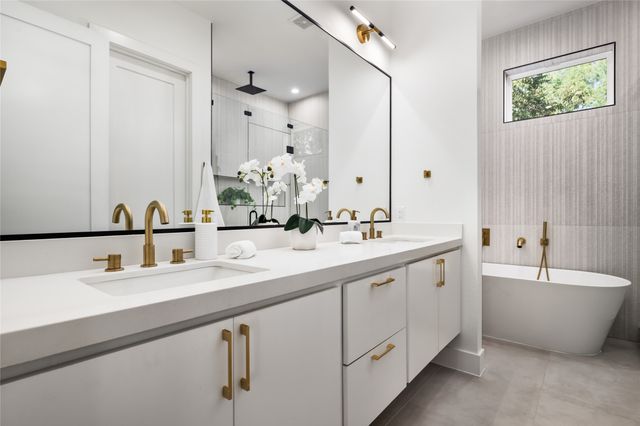 2002 Angelina Drive, Dallas, TX 75212