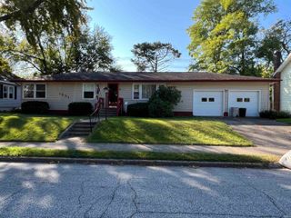 1631 Homewood Avenue, Mishawaka, IN 46544