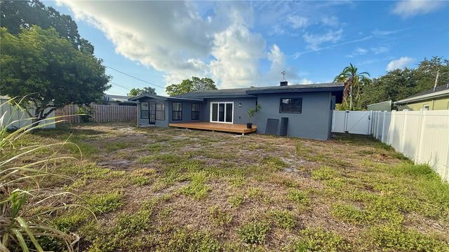 2697 66TH TERRACE S, St Petersburg, FL 33712