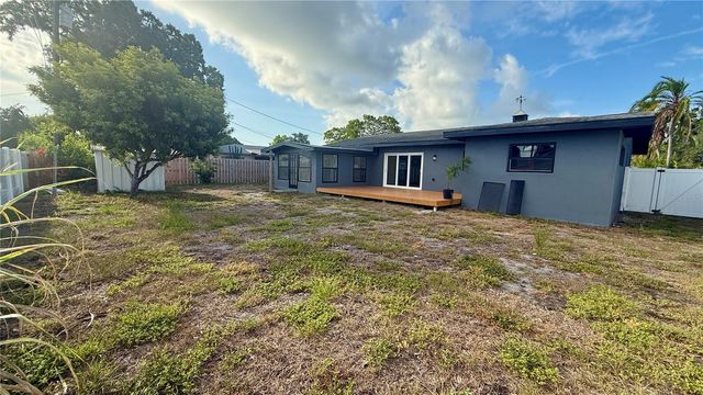 2697 66TH TERRACE S, St Petersburg, FL 33712