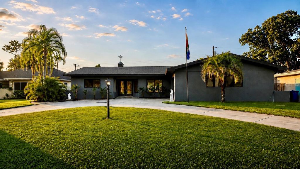 2697 66TH TERRACE S, St Petersburg, FL 33712