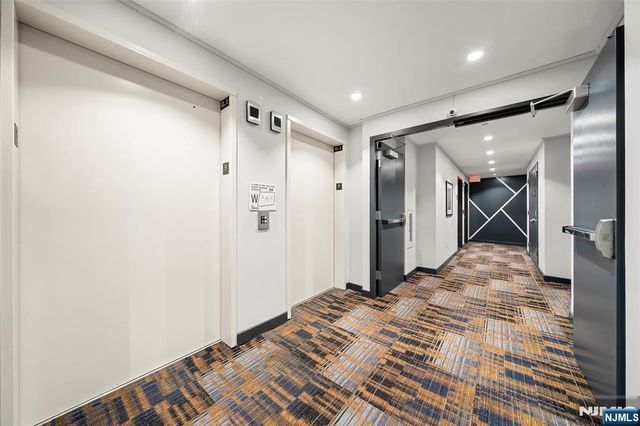 917 Hudson Park 917, Edgewater, NJ 07020