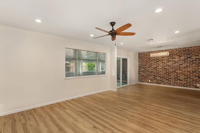 2650 Water Tree Way, Sacramento, CA 95826