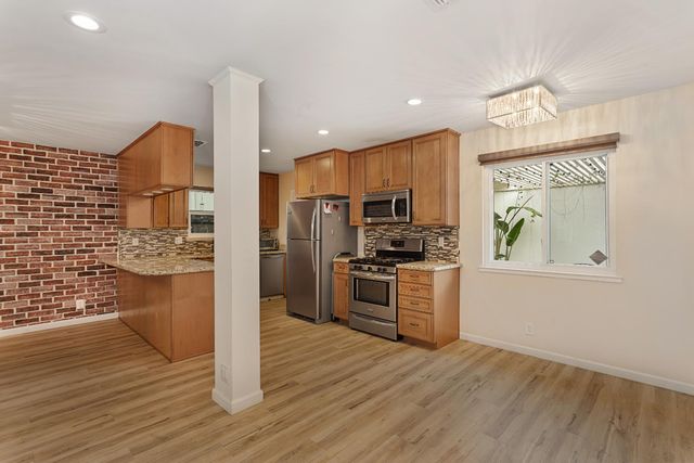2650 Water Tree Way, Sacramento, CA 95826