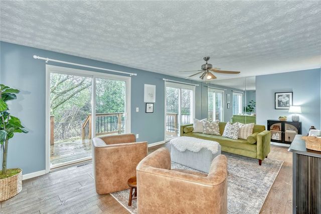 26 Hanningfield Cir Circle, Perinton, NY 14450