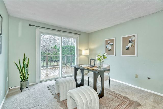 26 Hanningfield Cir Circle, Perinton, NY 14450