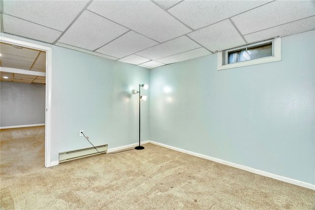 26 Hanningfield Cir Circle, Perinton, NY 14450