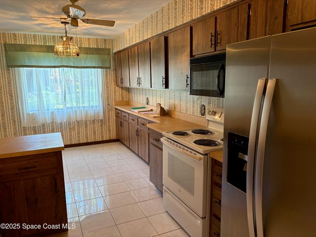 627 Greenwood Village Boulevard, 17a, Melbourne, FL 32904