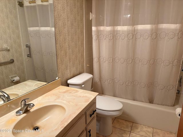627 Greenwood Village Boulevard, 17a, Melbourne, FL 32904